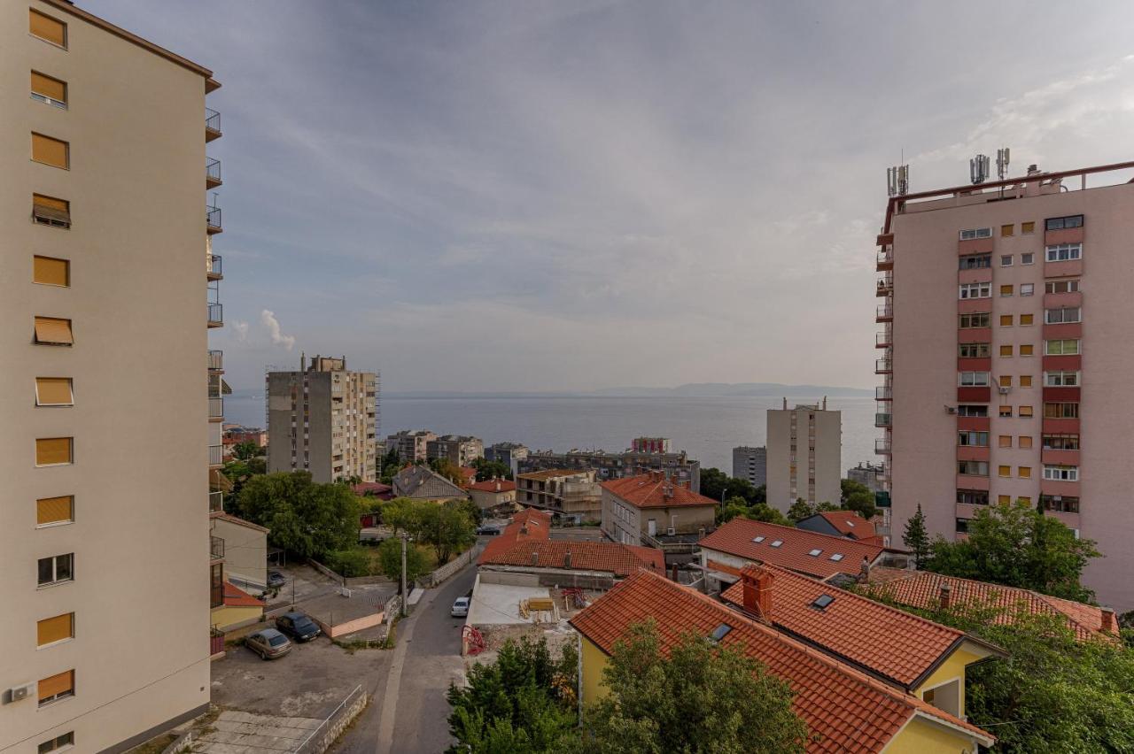 Two Bedroom Apartment Paris Rijeka Exterior photo